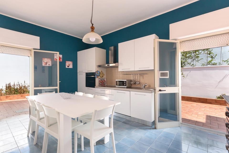 Standard Villa, 3 Bedrooms | Private kitchen | Full-size fridge, microwave, oven, stovetop