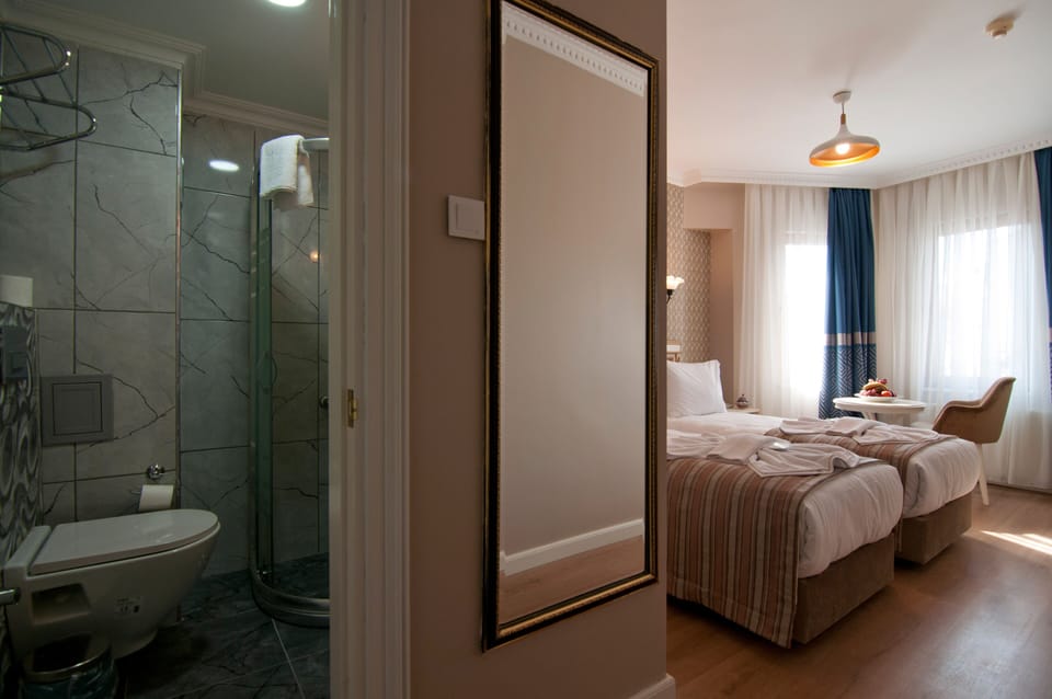 Premium bedding, minibar, in-room safe, desk