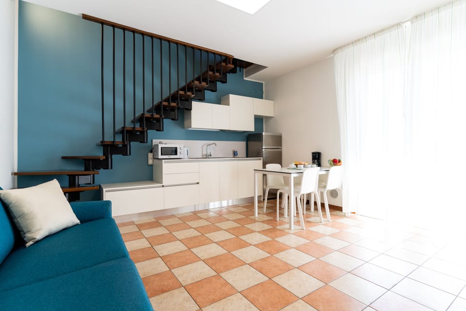 Duplex, 2 Bedrooms | Private kitchen | Full-size fridge, microwave, stovetop, dishwasher