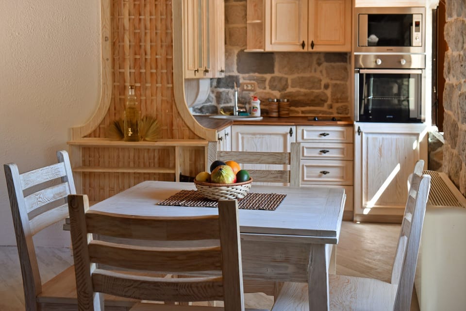 Panoramic Villa | In-room dining