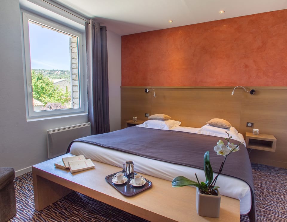 Superior Double Room, Garden View | Premium bedding, minibar, in-room safe, individually decorated