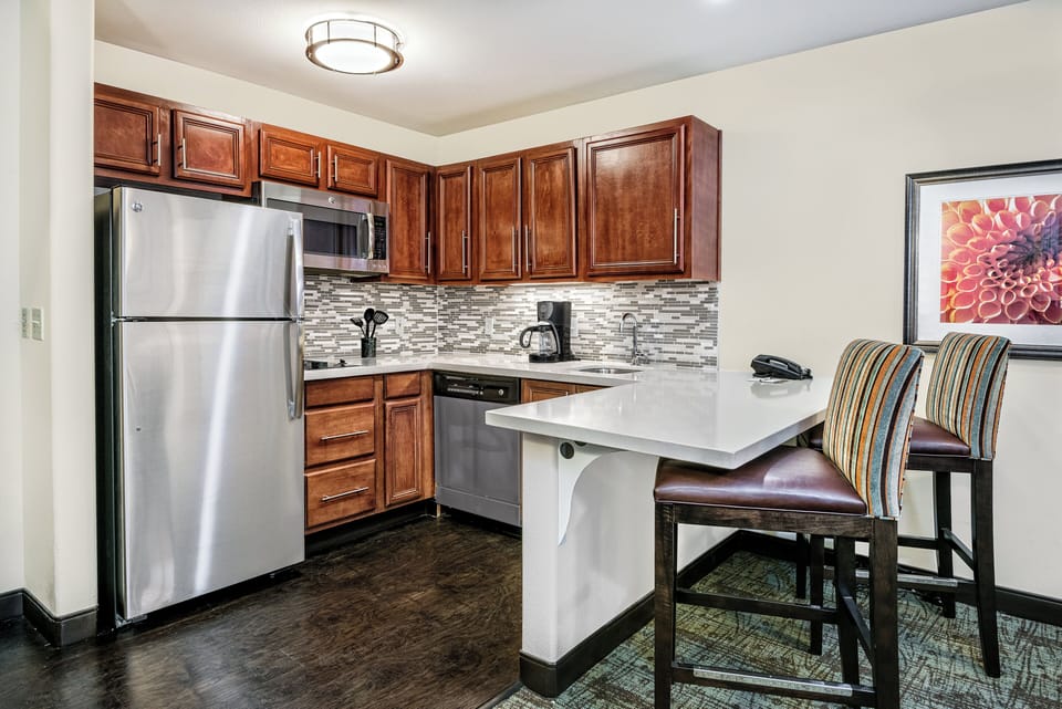 In-room safe, desk, iron/ironing board, WiFi (free)
