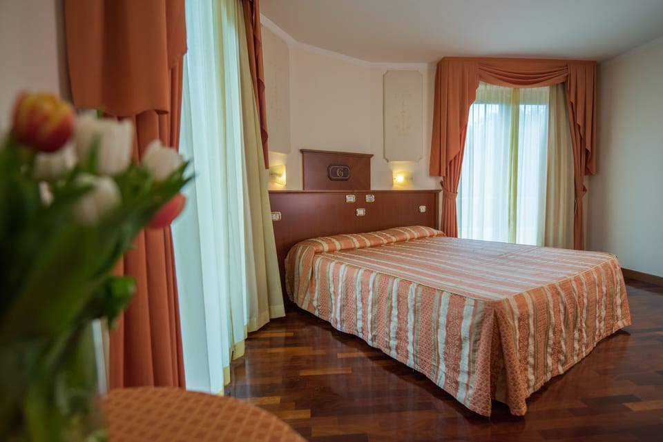 Superior Room, 1 Bedroom, Terrace, Park View | Minibar, in-room safe, desk, blackout drapes