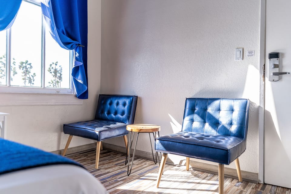 Double Room Ensuite with Sea View | In-room safe, free WiFi, bed sheets