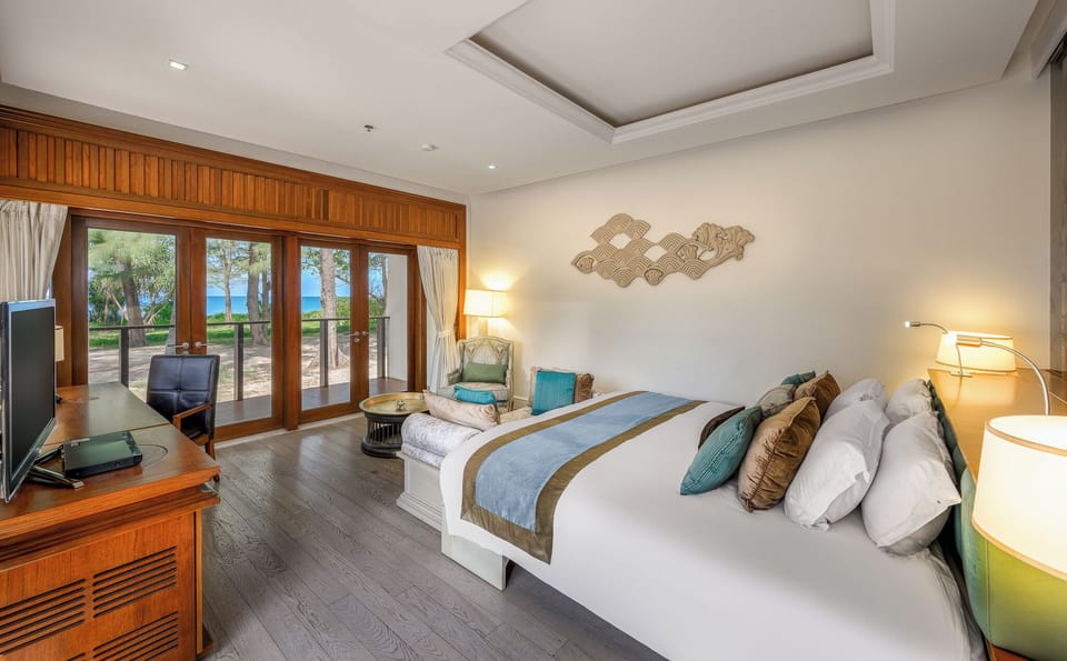 Standard Suite, 1 King Bed, Private Pool, Sea View (Villa One Bedroom Private Pool Beachf) | Premium bedding, minibar, in-room safe, desk