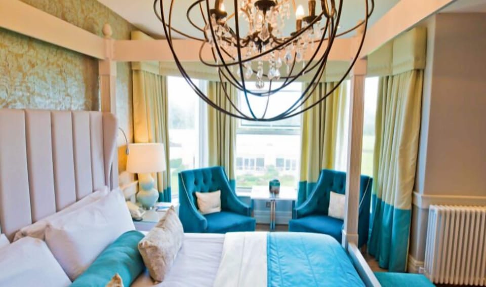 Room 5 | In-room safe, desk, iron/ironing board, free WiFi