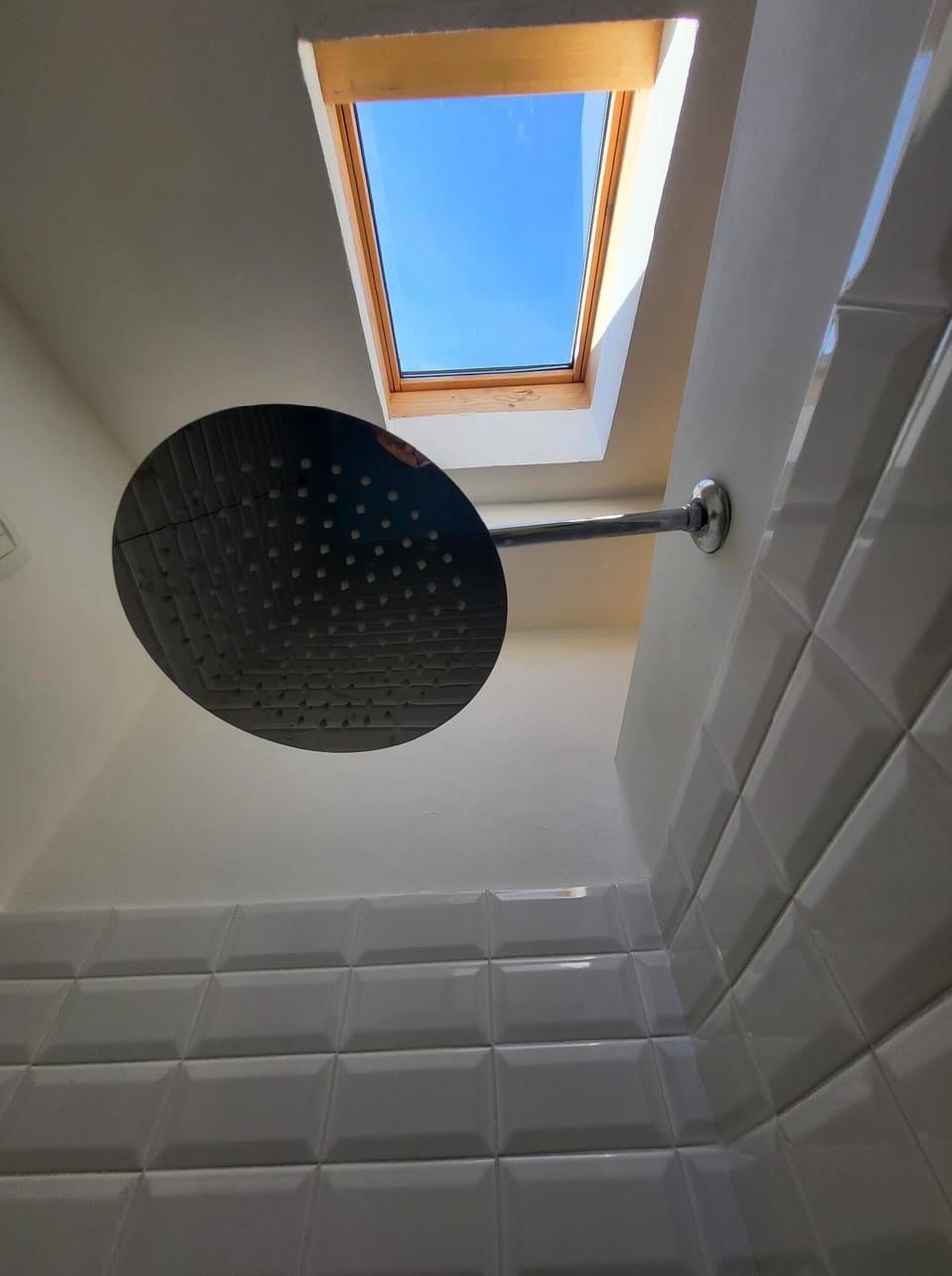 Shower, rainfall showerhead, eco-friendly toiletries, hair dryer