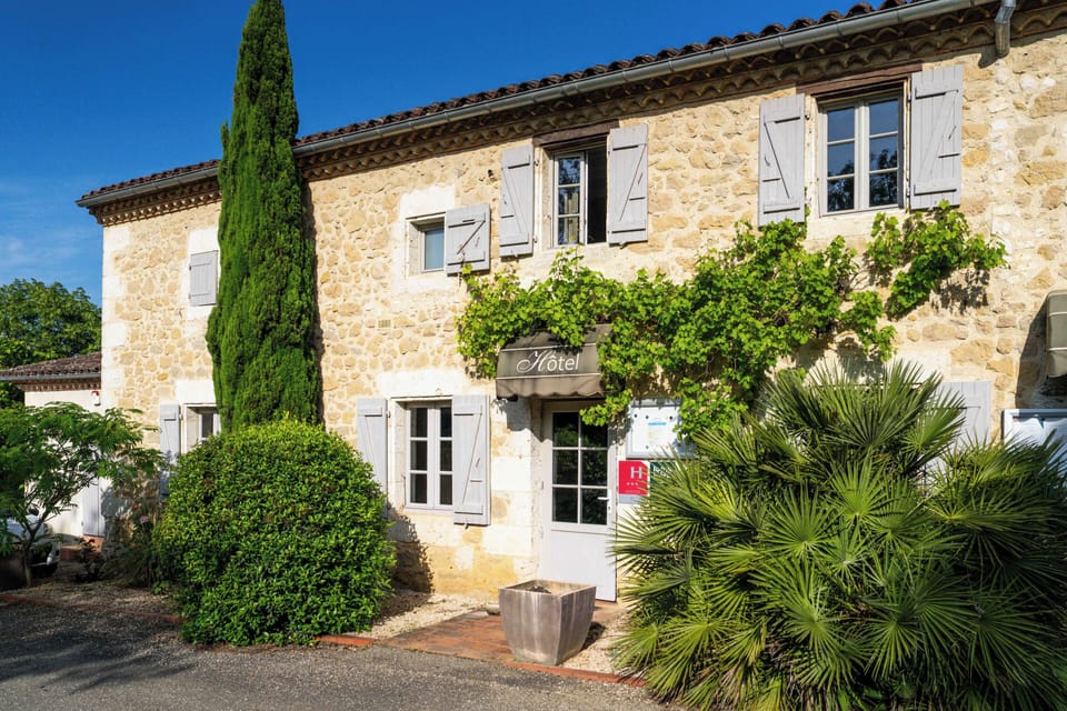 Logis Hôtels - Hôtel et Restaurant La Ferme de Flaran Hotel in Occitanie