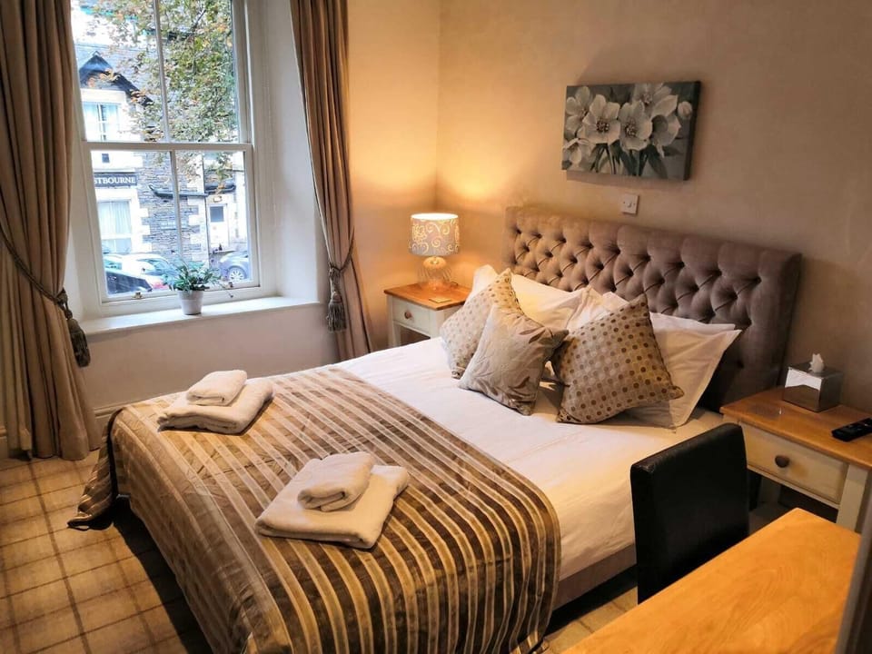 Standard Double Room | Desk, blackout drapes, iron/ironing board, free WiFi