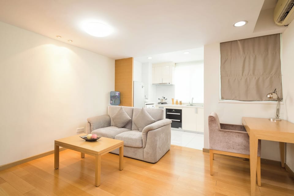 Superior Suite(King) | Premium bedding, minibar, in-room safe, individually furnished