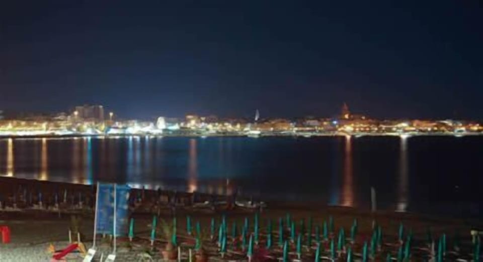 Private beach nearby, sun loungers, beach umbrellas, beach bar