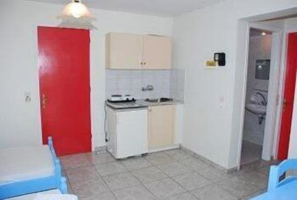 In-room safe, desk, rollaway beds, WiFi