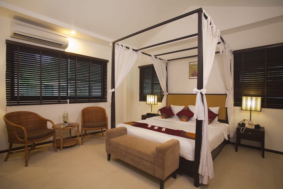 Villa grand view | Hypo-allergenic bedding, pillowtop beds, minibar, in-room safe