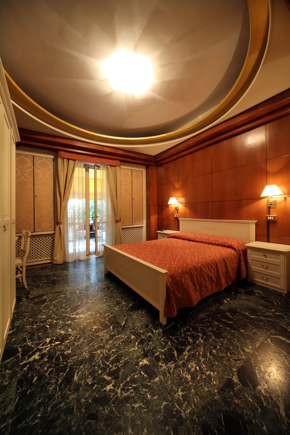 Select Comfort beds, minibar, in-room safe, desk