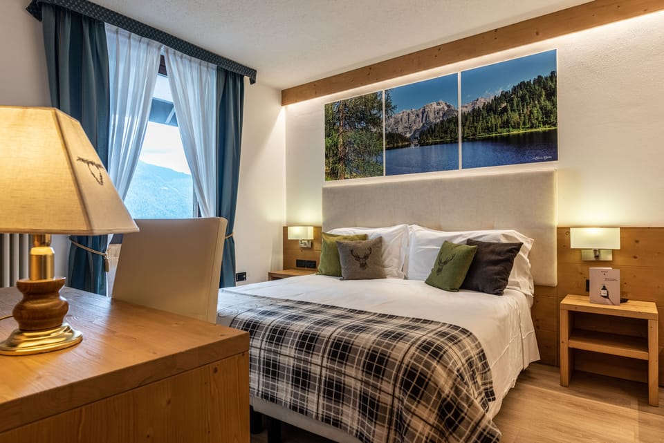 Comfort Double Room, Terrace | Down comforters, minibar, in-room safe, desk