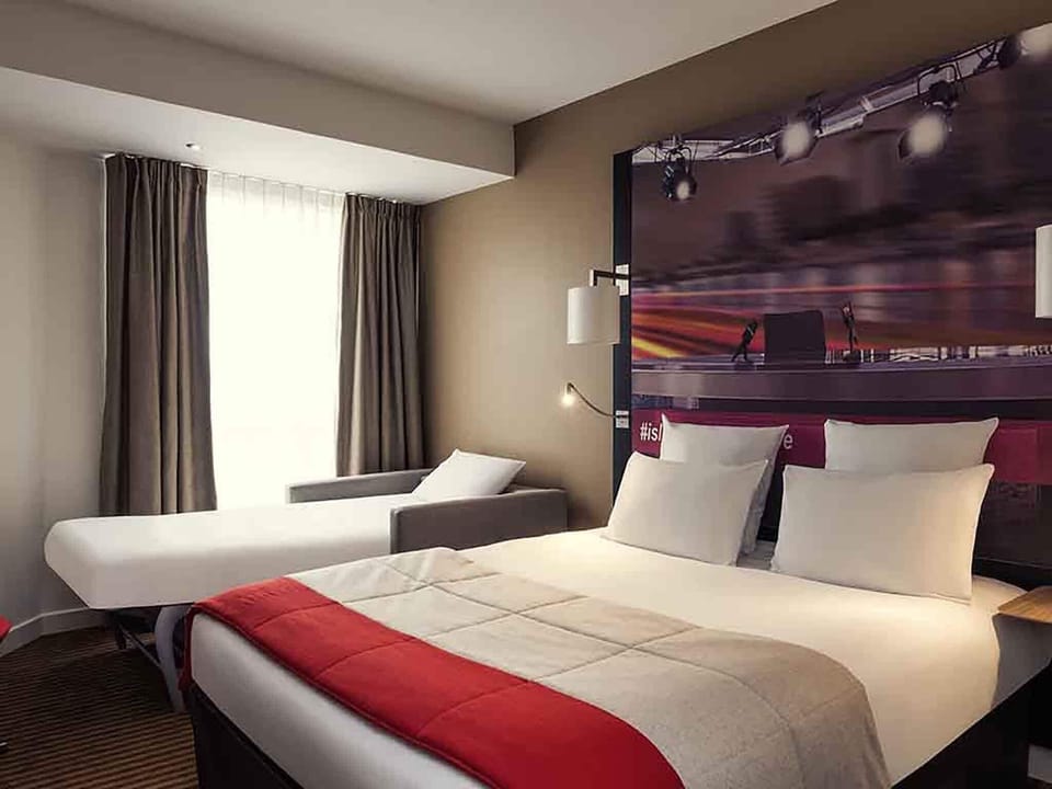 Privilege, Room, 1 Double Bed with Sofa bed | Premium bedding, minibar, in-room safe, desk