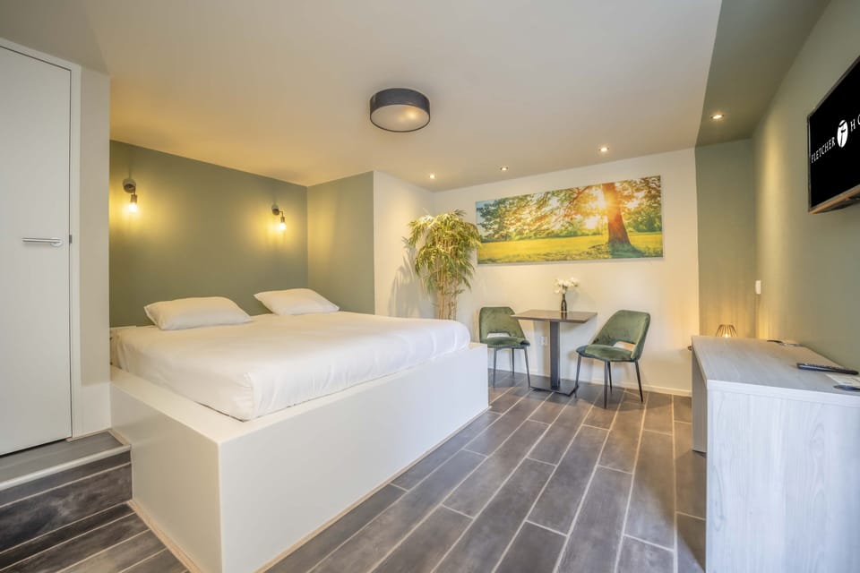 Junior Suite | Desk, free WiFi, bed sheets