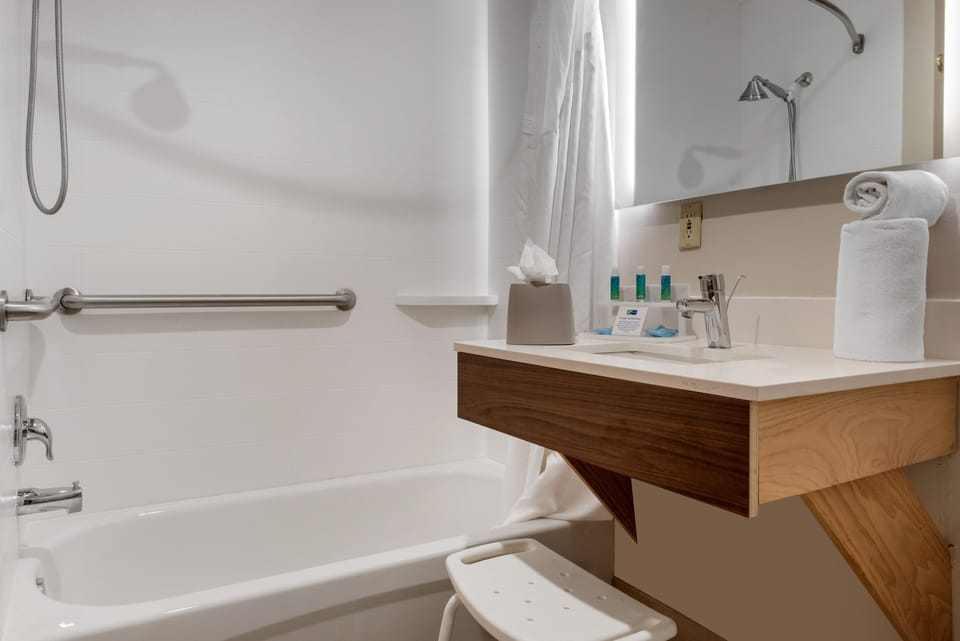 Hair dryer, towels