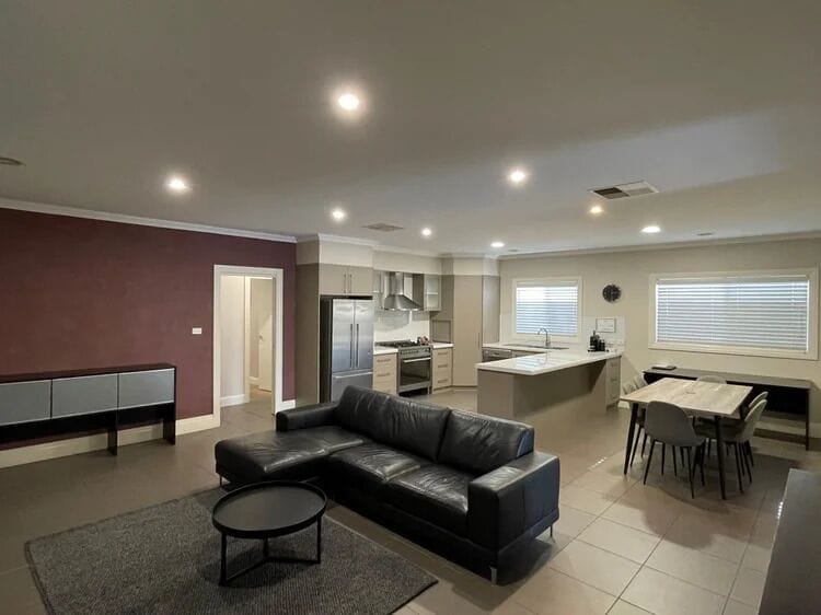 Family Townhome | Premium bedding, pillowtop beds, minibar, in-room safe