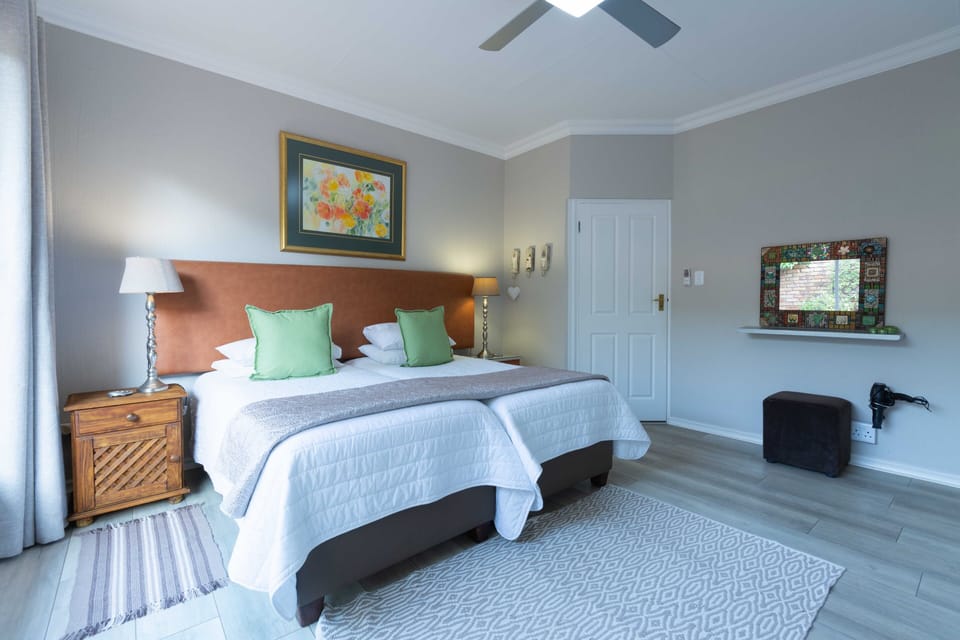Gratia Apartment 1 | Laptop workspace, blackout drapes, free WiFi, bed sheets