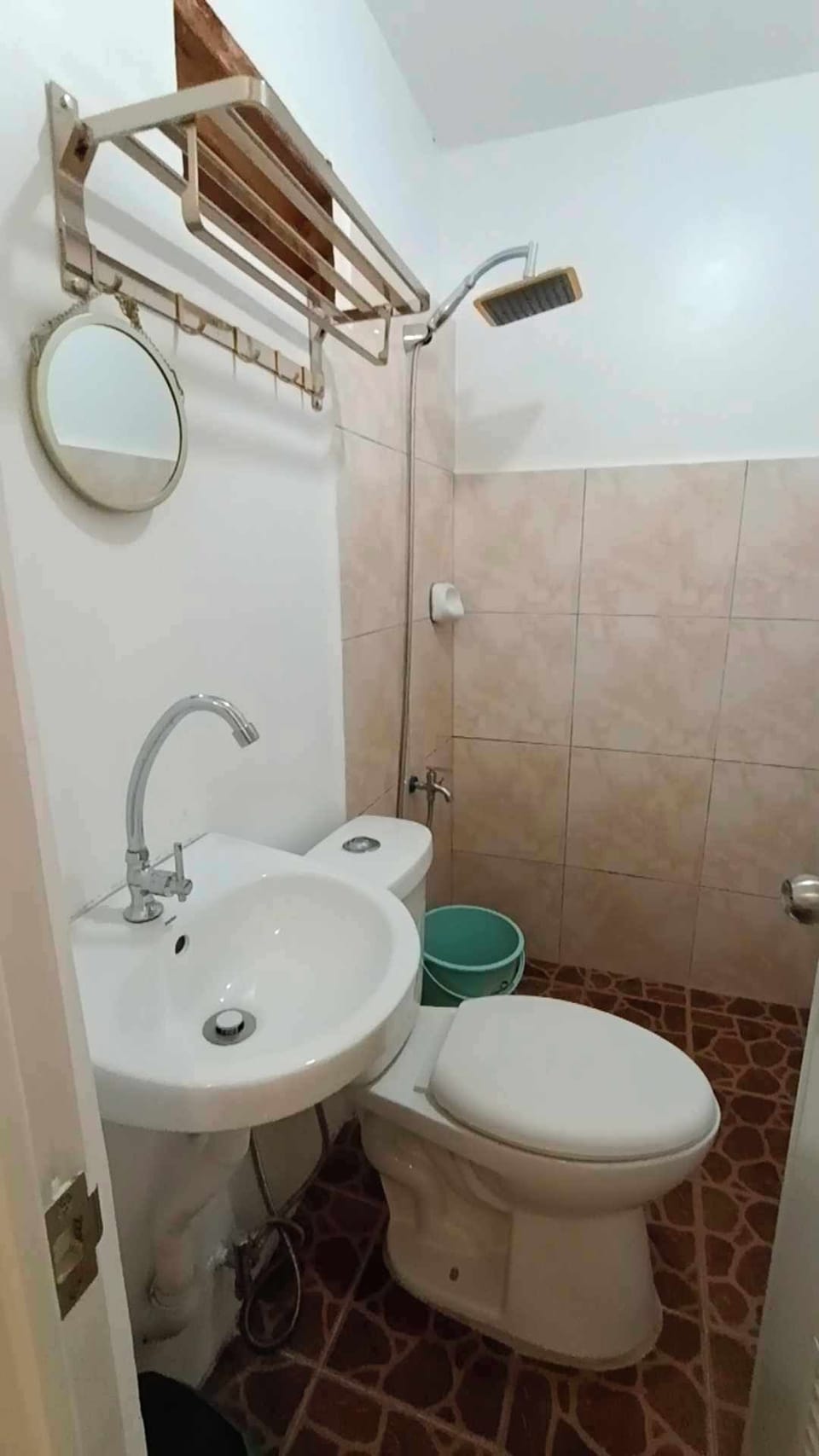 Deluxe Double Room, 1 Bedroom, River View | Bathroom | Towels