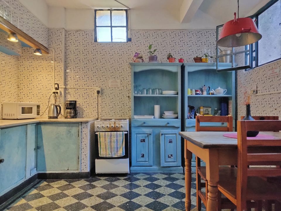 Fridge, microwave, oven, cookware/dishes/utensils