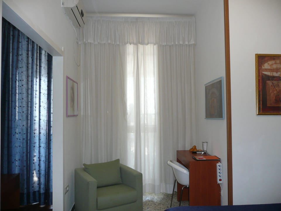 Room amenity