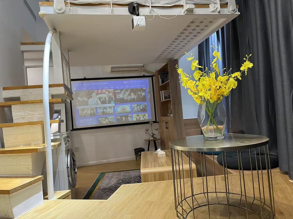 Deluxe Room, River View | Premium bedding, pillowtop beds, desk, blackout drapes