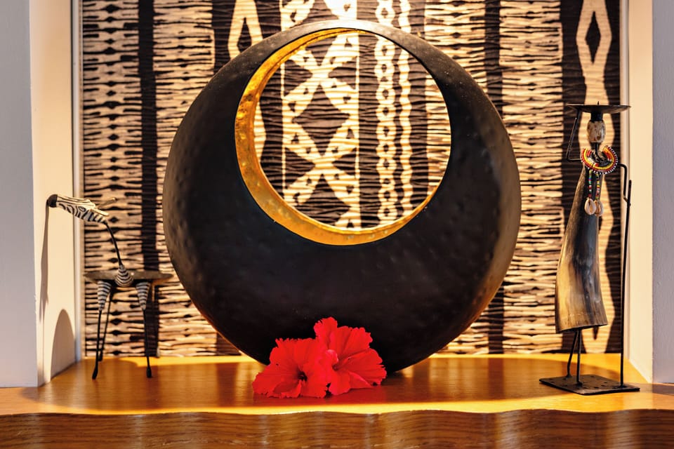 Honeymoon Garden View | Premium bedding, minibar, in-room safe, individually decorated