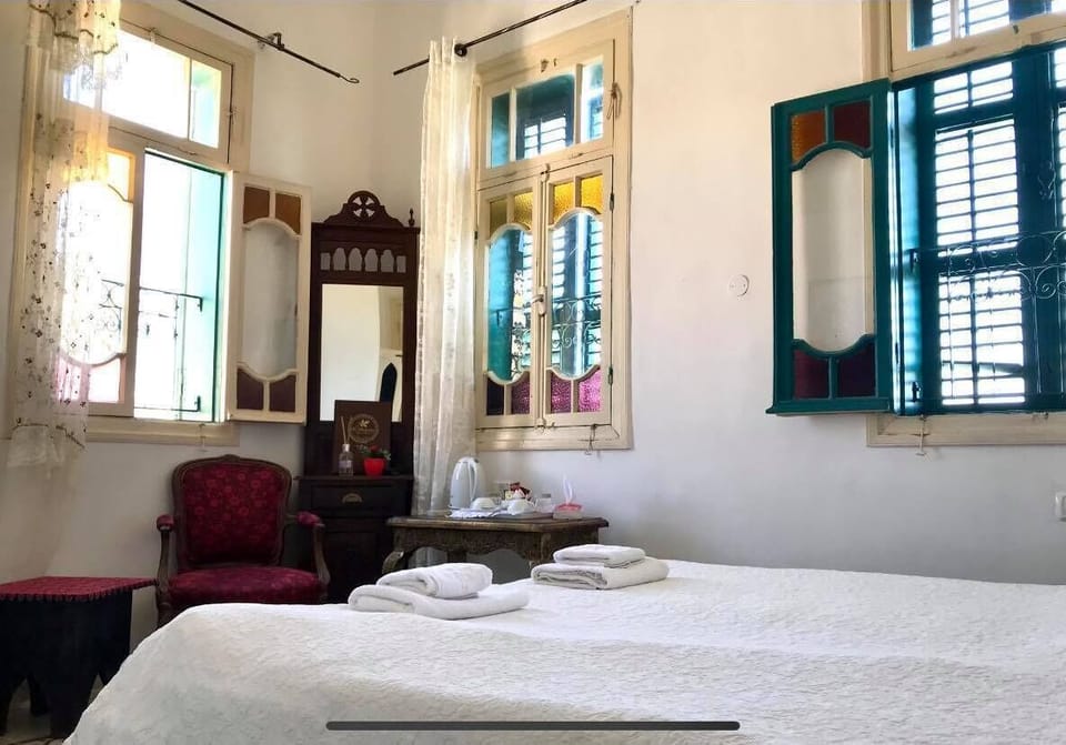 Deluxe Double or Twin Room | Egyptian cotton sheets, pillowtop beds, desk, soundproofing