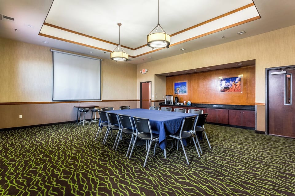 Meeting facility