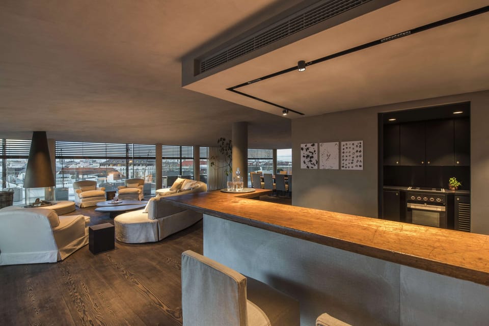 Presidential Suite (Panoramic) | Private kitchen | Espresso maker, electric kettle