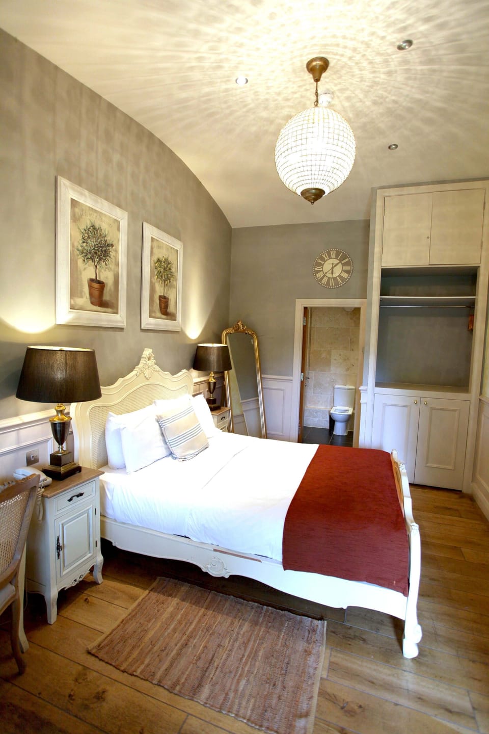 Superior Double Room, Ensuite, Garden View