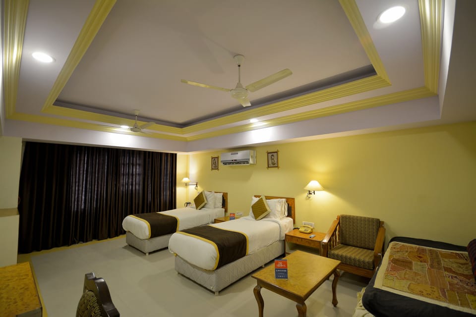Superior Double or Twin Room, 1 Bedroom | In-room safe, iron/ironing board (on request), WiFi (free)