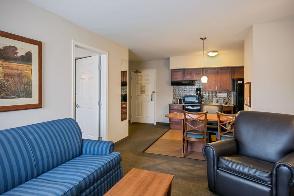 In-room safe, desk, laptop workspace, blackout drapes