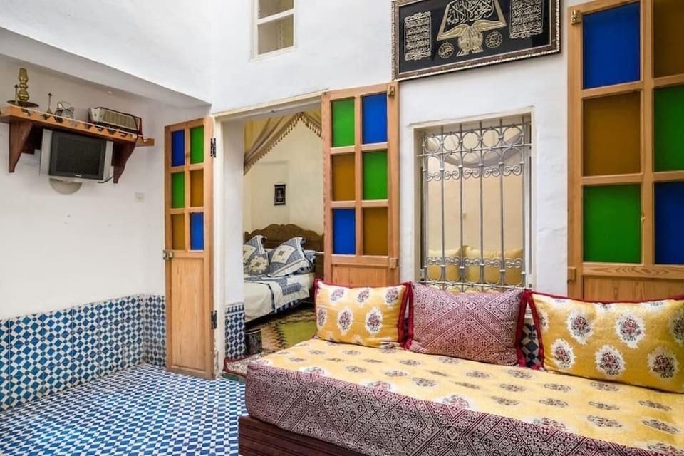 Basic Room | WiFi (free), bed sheets