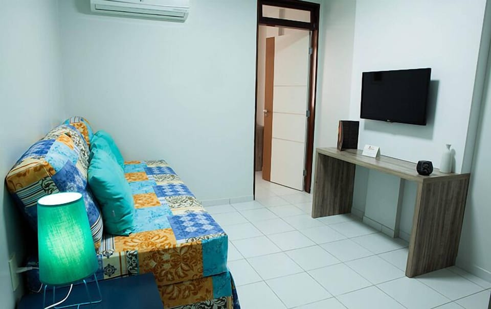 Minibar, in-room safe, soundproofing, free WiFi