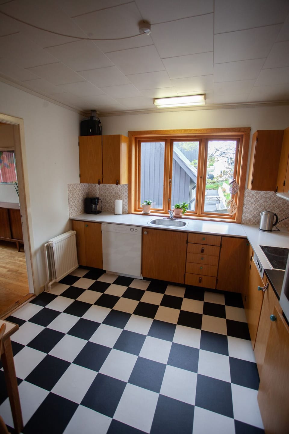Villa, 5 Bedrooms | Private kitchen | Coffee/tea maker, fridge, oven, stovetop