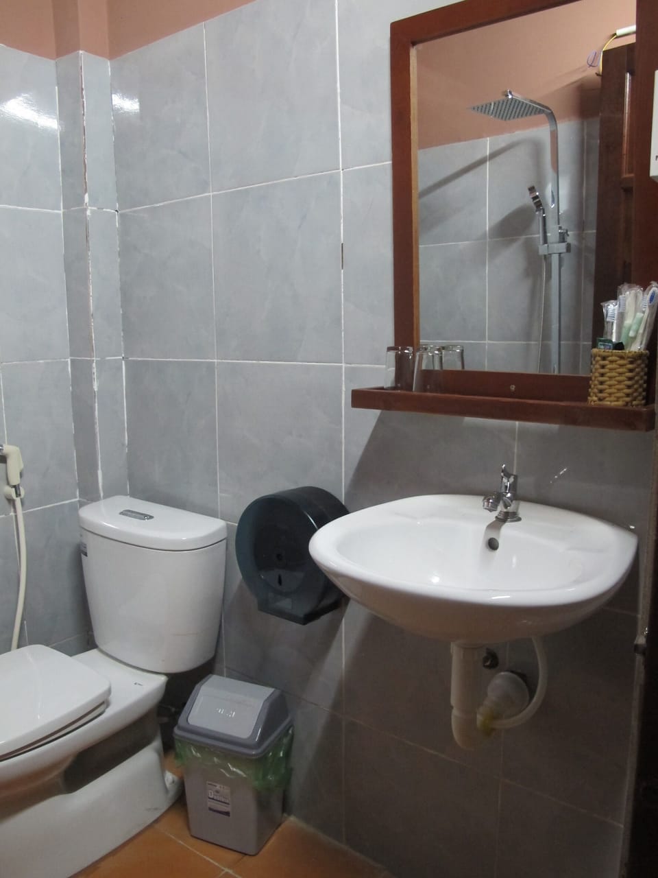 Shower, free toiletries, hair dryer, slippers