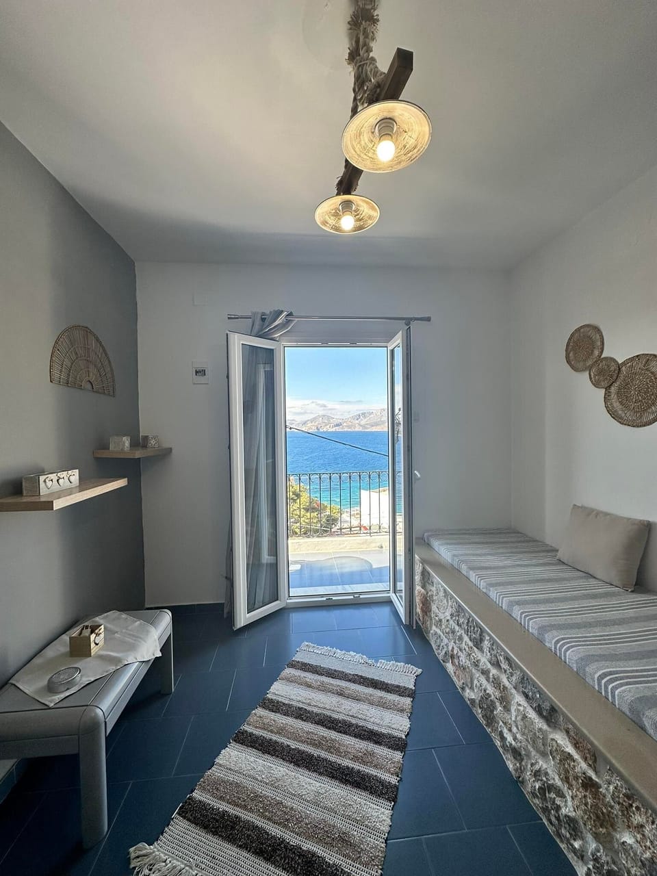 Basic Apartment, Sea View | Living area