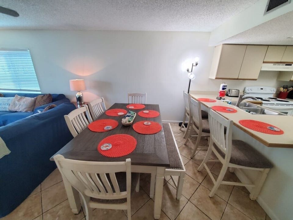 Condo, Multiple Beds, Patio, Garden View | Dining