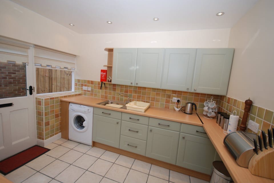 Superior Cottage, Ensuite | Restaurant