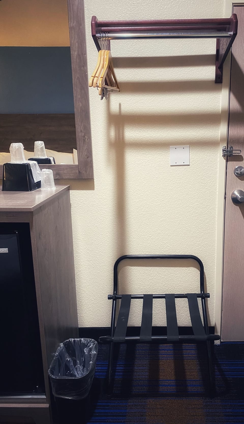 Desk, soundproofing, iron/ironing board, free WiFi