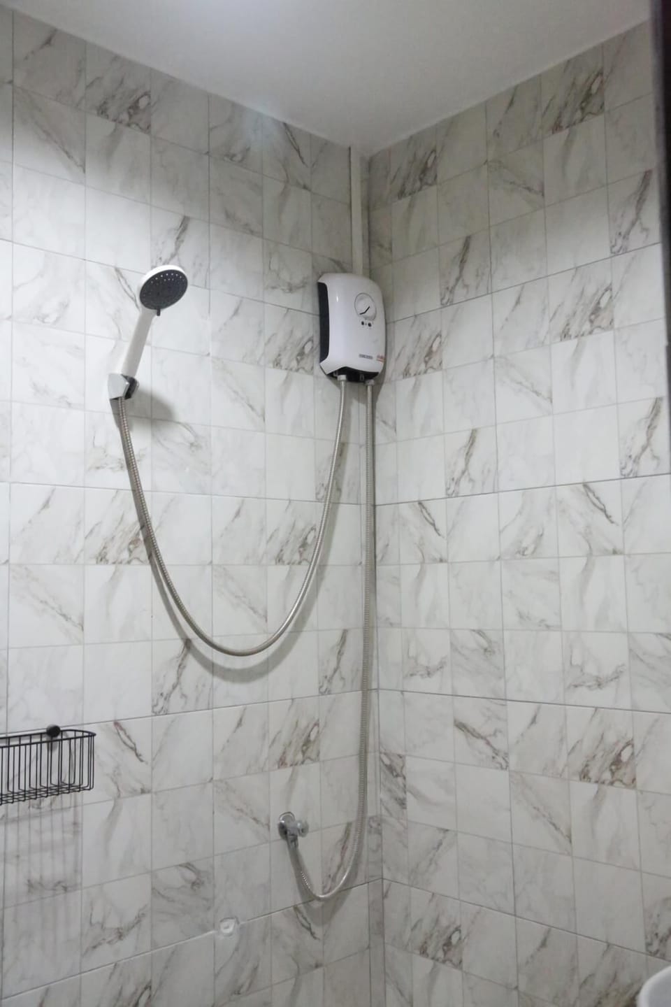 Shower, free toiletries, towels, soap
