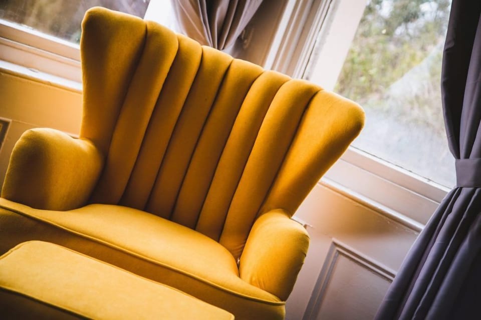 House, 4 Bedrooms (Newtown House) | Living area | Flat-screen TV, DVD player