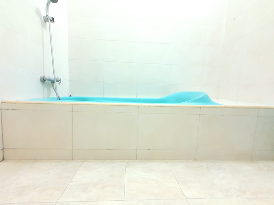 Towels, soap, shampoo