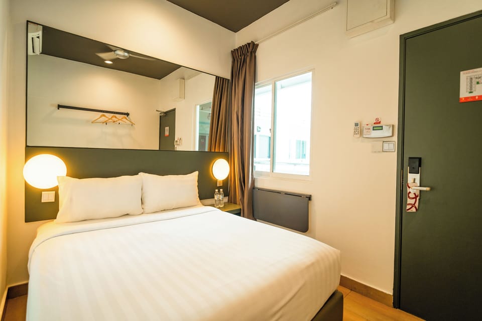 In-room safe, desk, laptop workspace, WiFi (free)