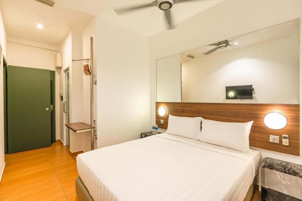 In-room safe, desk, blackout drapes, free WiFi