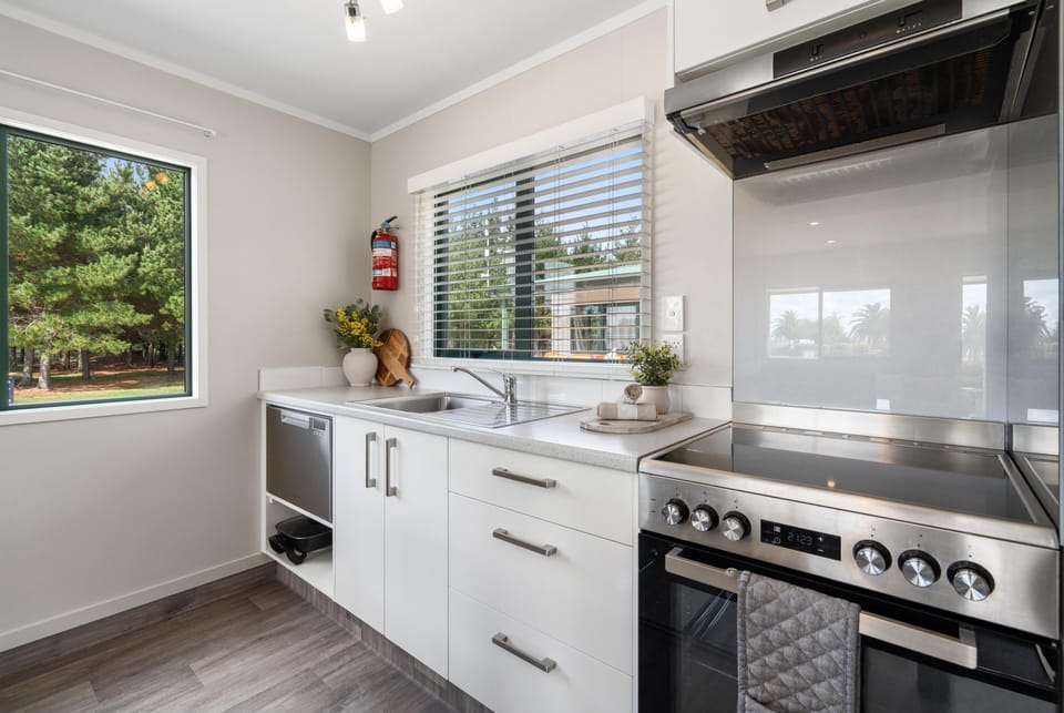 Premium Family Motel (2BR) | Private kitchen