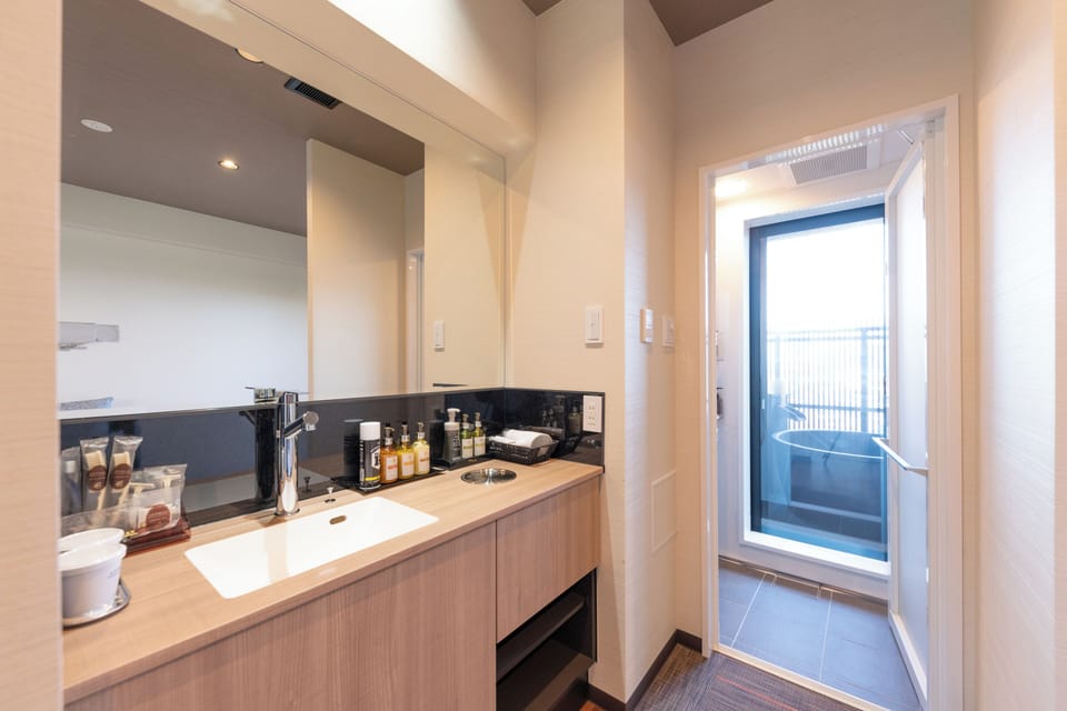 Modern Japanese style room with open-air bath Non-smoking | Premium bedding, down comforters, pillowtop beds, in-room safe